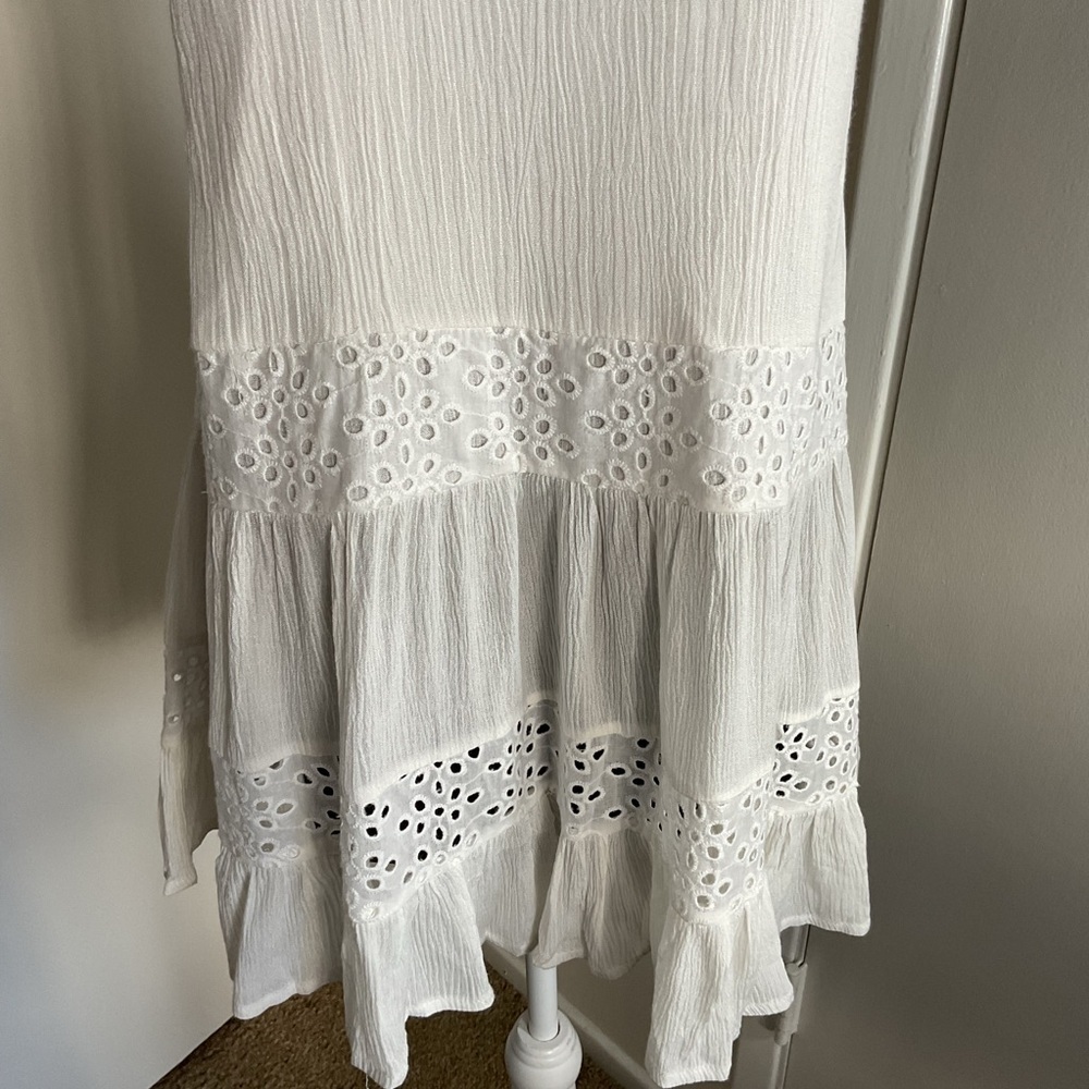 White Eyelet Halter Top Women Sleeveless Summer Boho Chic Festival Airy L - Picture 3 of 6